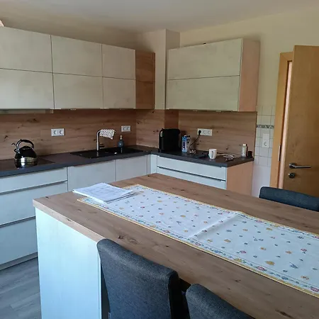 Elli's Moseloase - *